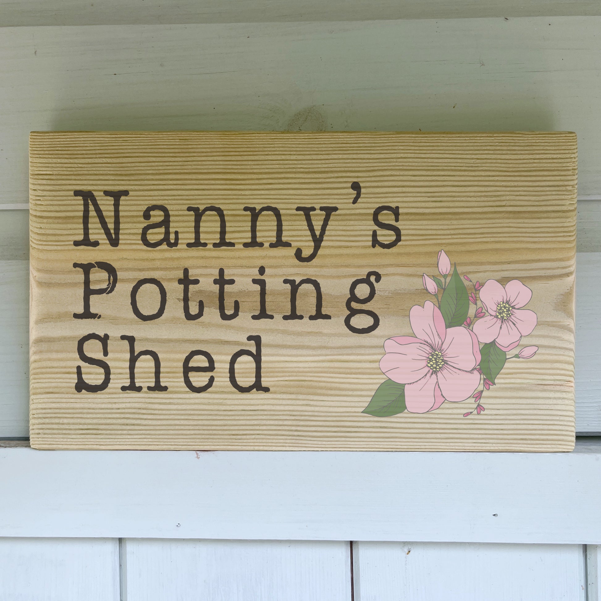 Personalised wooden potting shed sign. All images and designs © Slice of Pie Designs